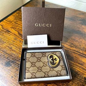 Gucci interlocking GG heart Card Case